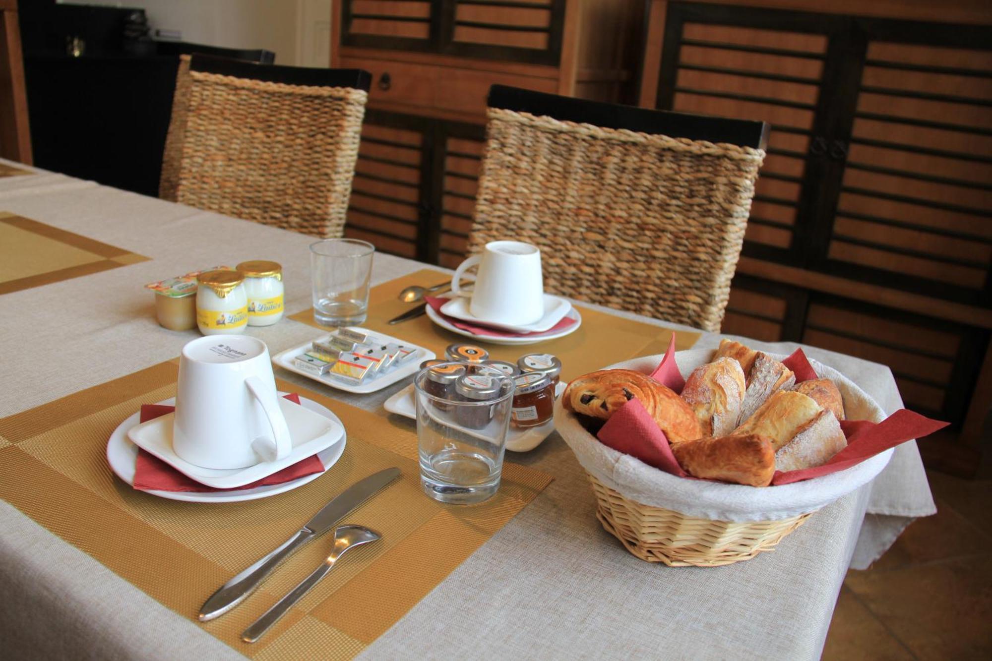 Bed and Breakfast Domaine De La Tisnere Gelos Exteriér fotografie